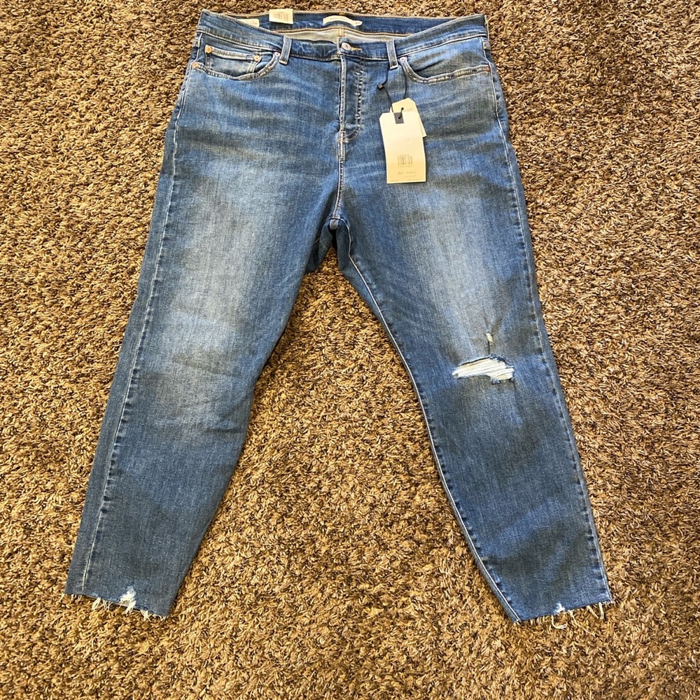 Levi’s Wedgie Skinny
